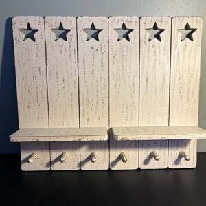 Rustic Farmhouse White Star Cutout Wall Shelf with 6 pegs